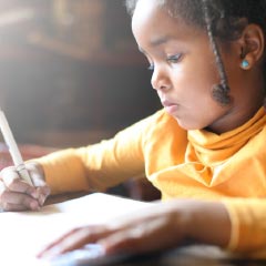 Exposed children score lower in maths and reading assessments